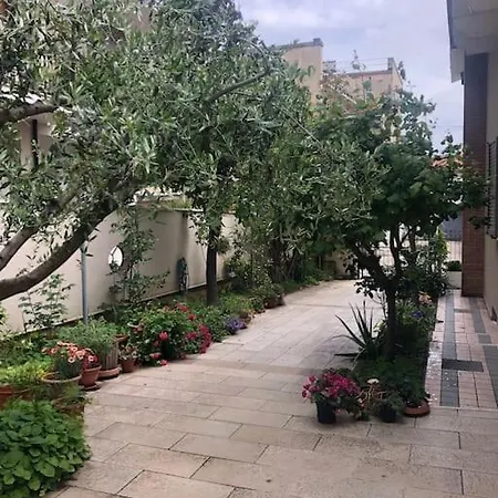 Casa Ideale Per La Tua *
